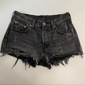Levi’s 501 Mid-Rise Short Sz 25 Black /Gray